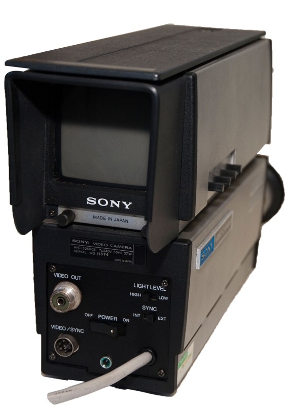 Sony AVC 3250 CES Video Camera